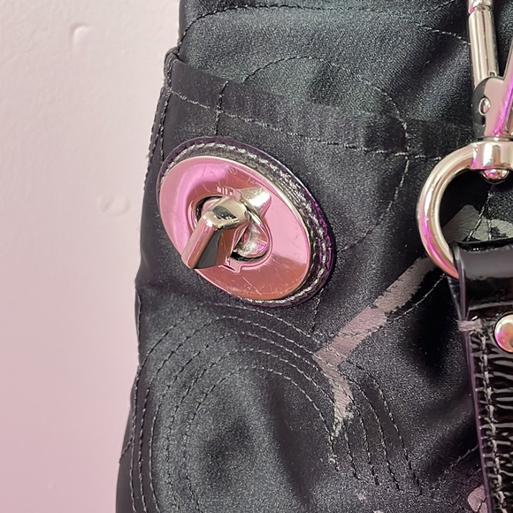 Coach Tote/Crossbody - Picture 3 of 8